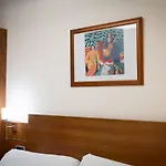 Longoria Plaza By Pandora Hotel Oviédo