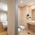 Longoria Plaza By Pandora 3* Oviedo