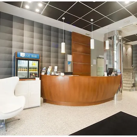 Duerming Longoria Plaza Hotel 3*