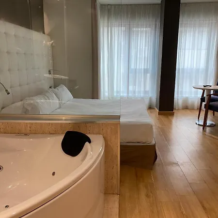 Hotel Duerming Longoria Plaza