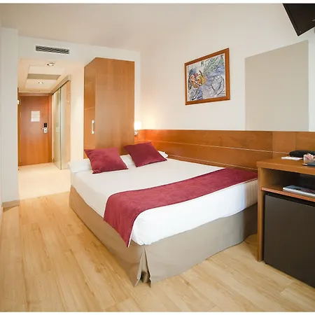 Duerming Longoria Plaza Hotel