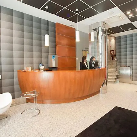 Hotel Duerming Longoria Plaza