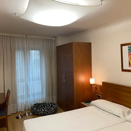 Duerming Longoria Plaza 3*