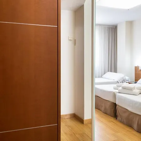 Longoria Plaza By Pandora 3* Oviedo