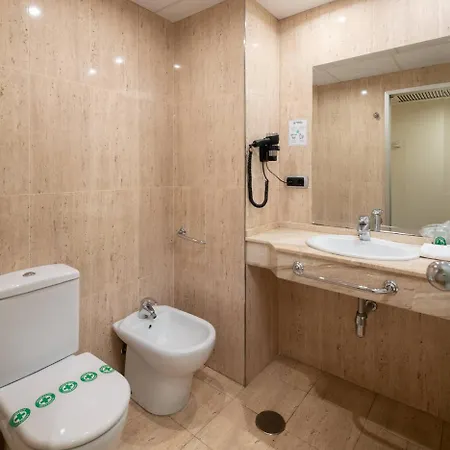 Longoria Plaza By Pandora Hotel 3*