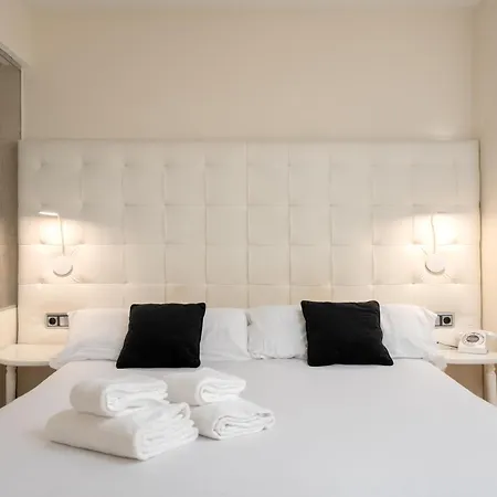 Hotel Longoria Plaza By Pandora 3*