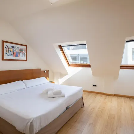Longoria Plaza By Pandora Hotel 3*
