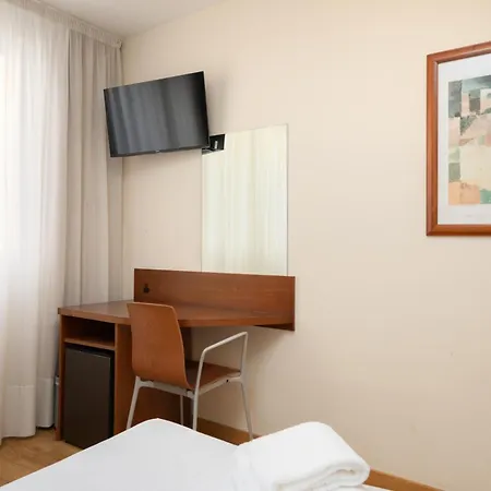 Longoria Plaza By Pandora Hotel Oviédo