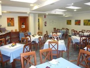 Duerming Longoria Plaza Hotel