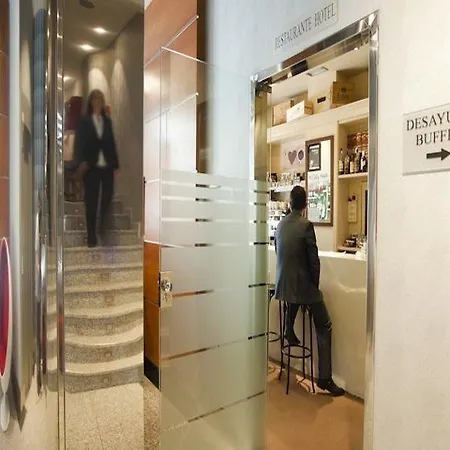 Hotel Duerming Longoria Plaza