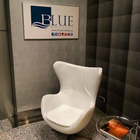 Longoria Plaza By Pandora 3*