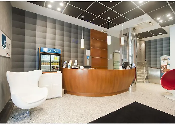 Longoria Plaza By Pandora Hotel 3*