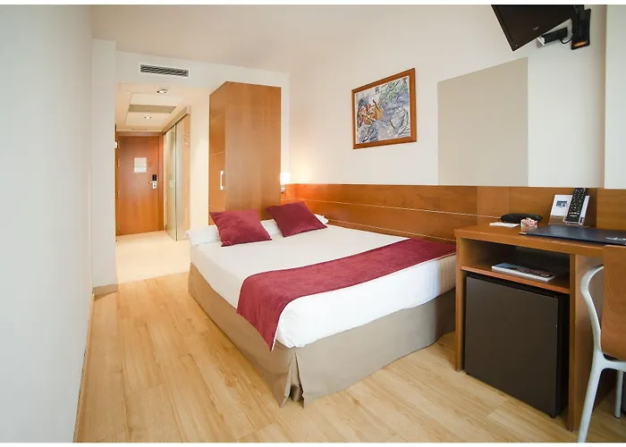 Longoria Plaza By Pandora Hotel