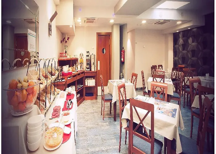 Hotel Longoria Plaza By Pandora 3*