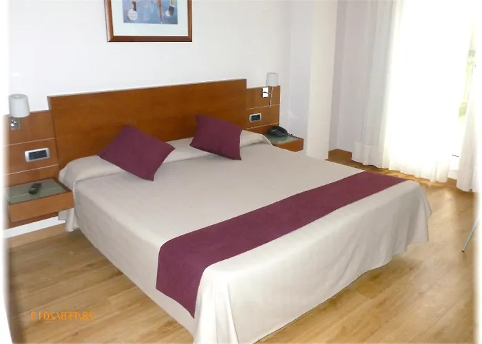 Hotel Longoria Plaza By Pandora