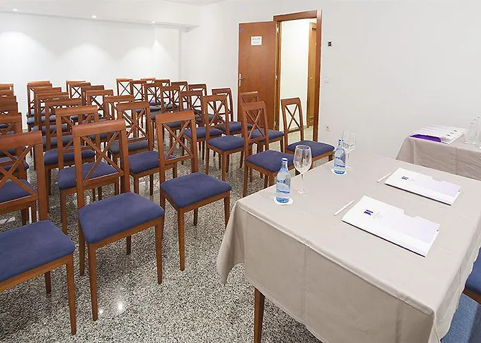 Longoria Plaza By Pandora 3* Oviédo